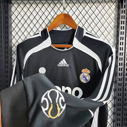 Real Madrid 2006-07 Away Fs | Retro Jersey