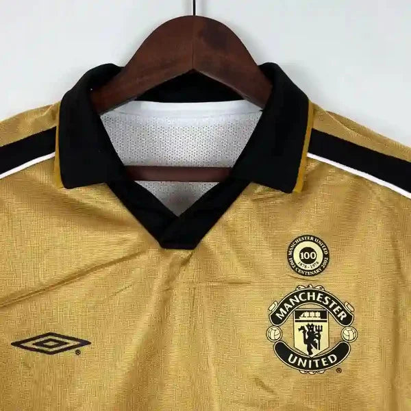 Manchester United 2001-02 Retro | 100th Anniversary