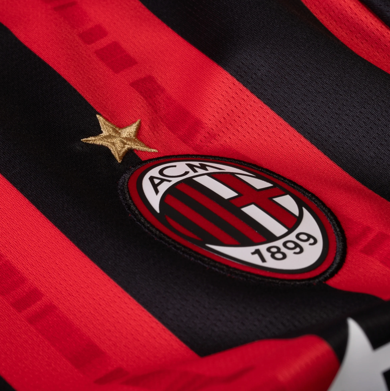 AC Milan 24/25 Home Jersey