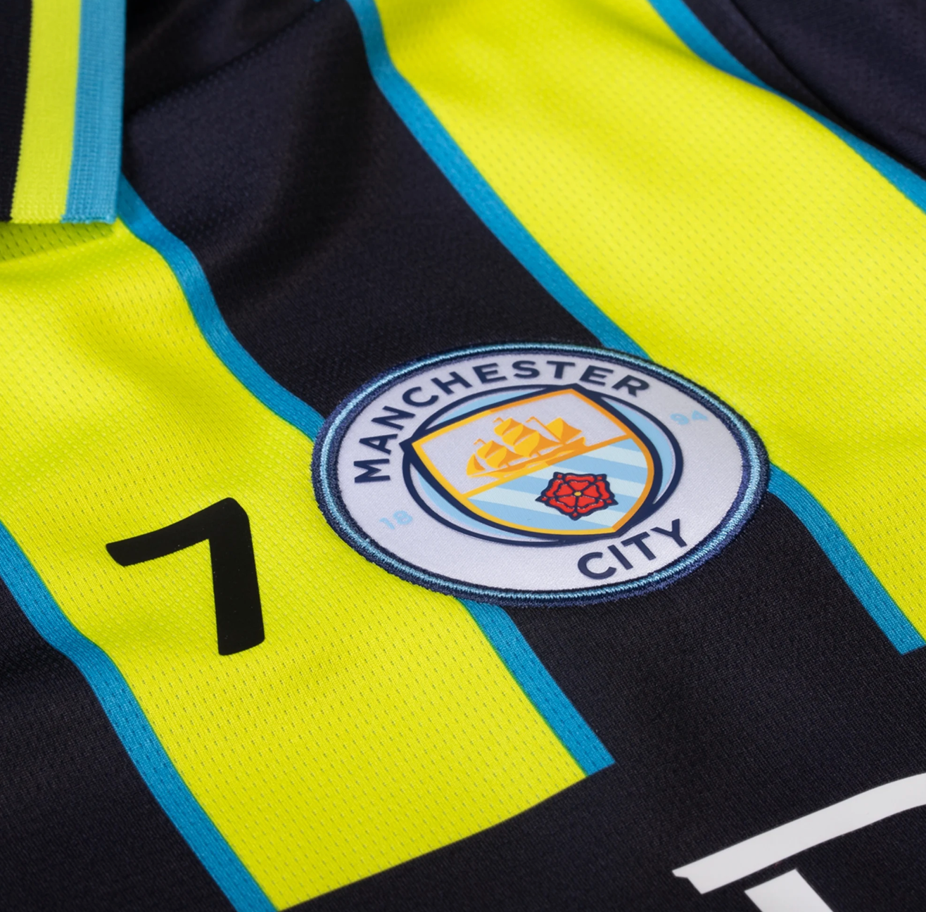Manchester City 24/25 Away Jersey